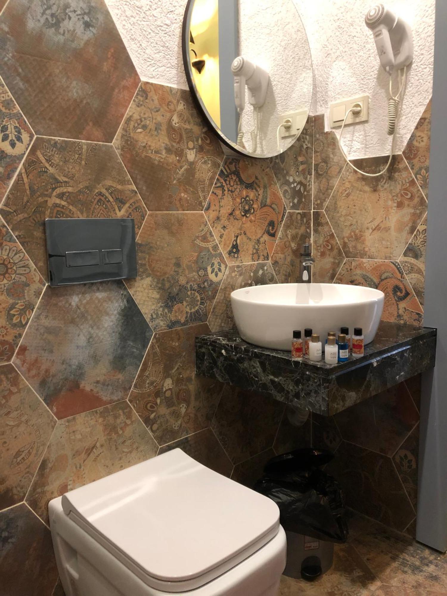 Renaissance Boutique Hotel Baku Ngoại thất bức ảnh